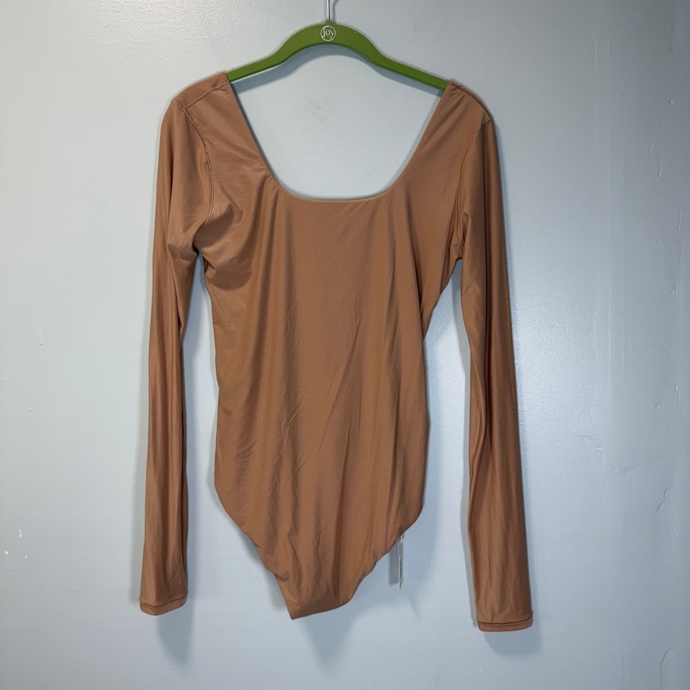 Aerie Smoothez Long Sleeve Bodysuit Tan Scoop Neck Thong XL NWT